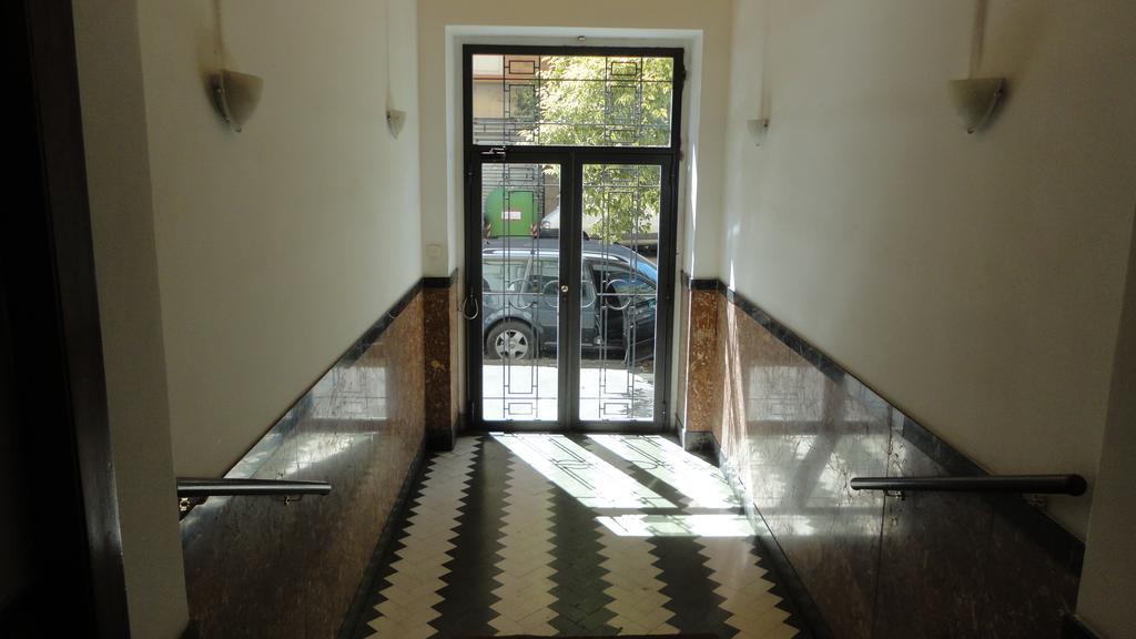 Fhr-Appartamento A San Giovanni Rome Exterior photo